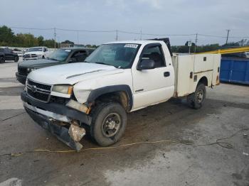  Salvage Chev Silverado 3500 Class