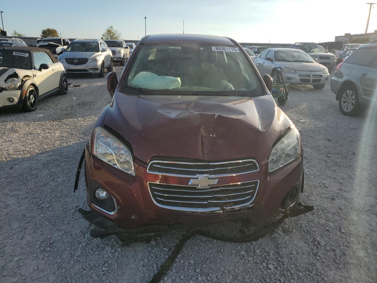 Chevrolet Trax Ls Image 3