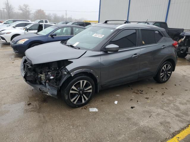  Salvage Nissan Kicks
