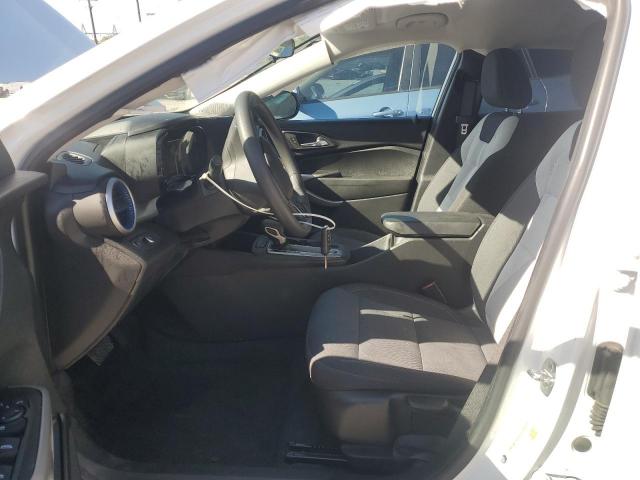 Chevrolet Trax Ls Image 3