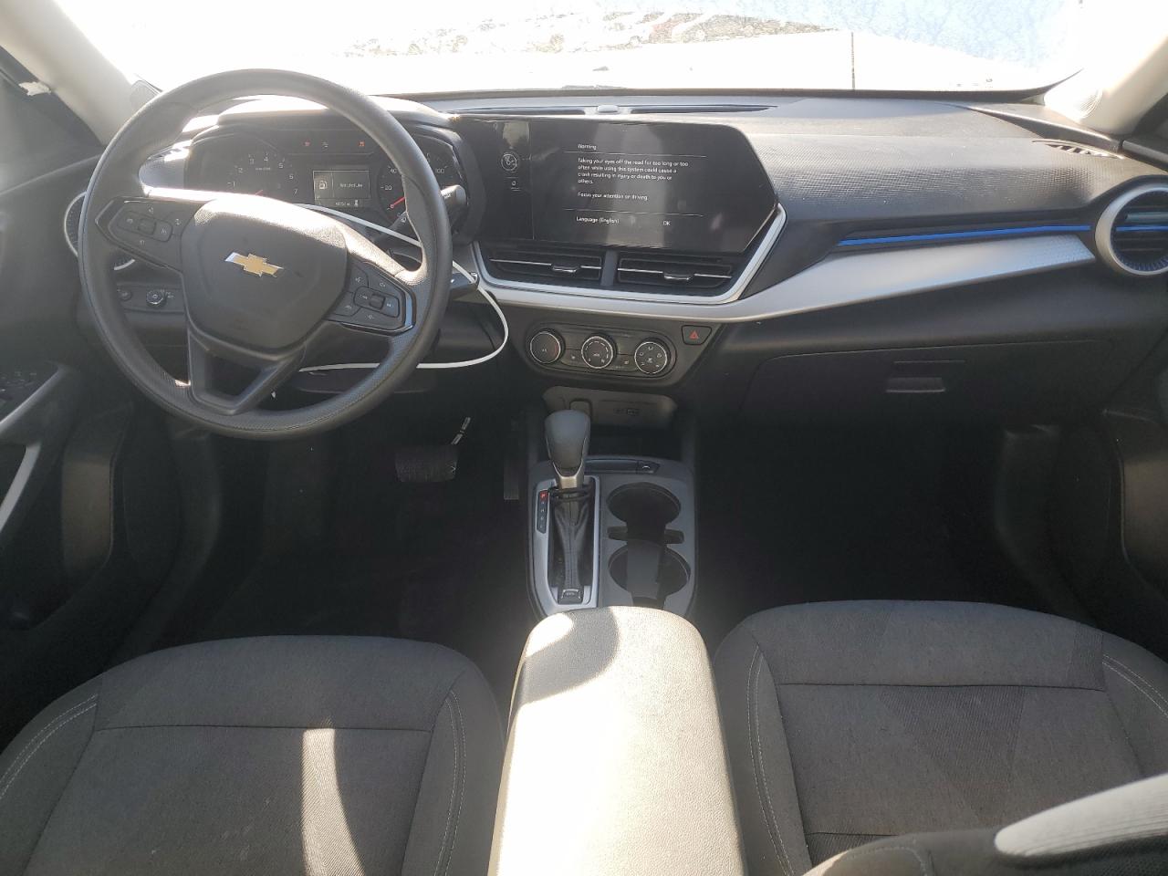 Chevrolet Trax Ls Image 8