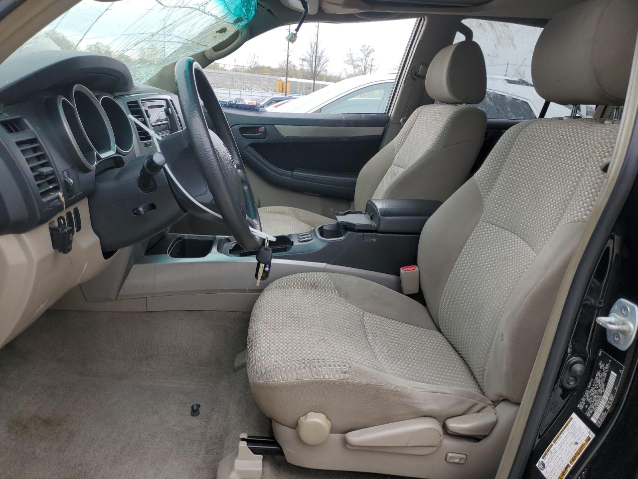 Toyota 4Runner Sr5 Image 9