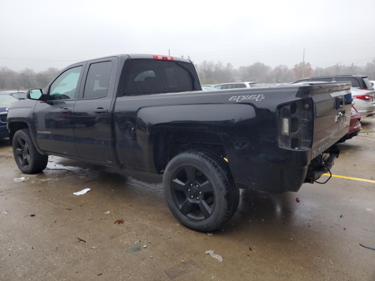 Chevrolet Silverado K1500 Custom Image 13