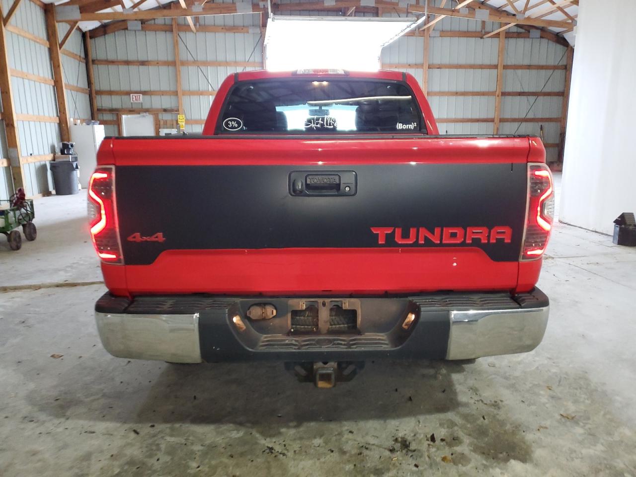 Toyota Tundra Crewmax Sr5 Image 4