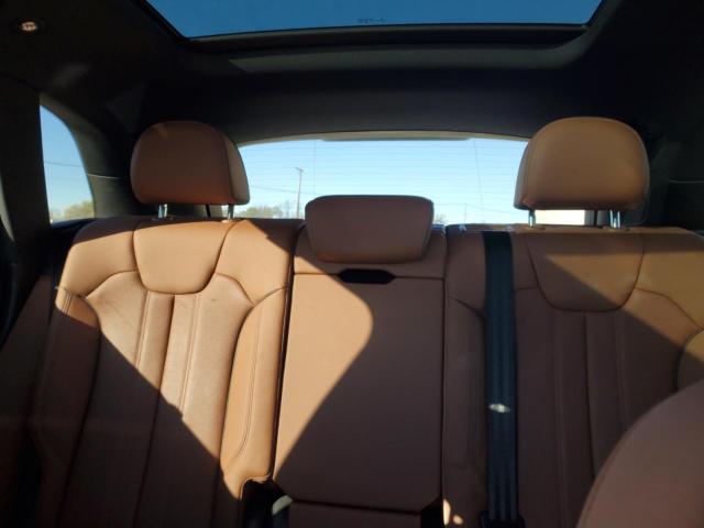 Audi Q5 Premium Plus Image 11