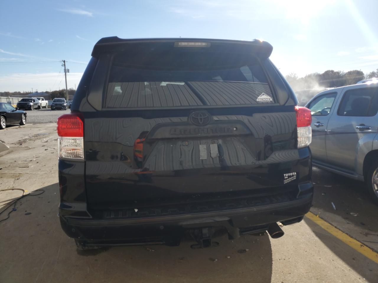 Toyota 4Runner Sr5 Image 11