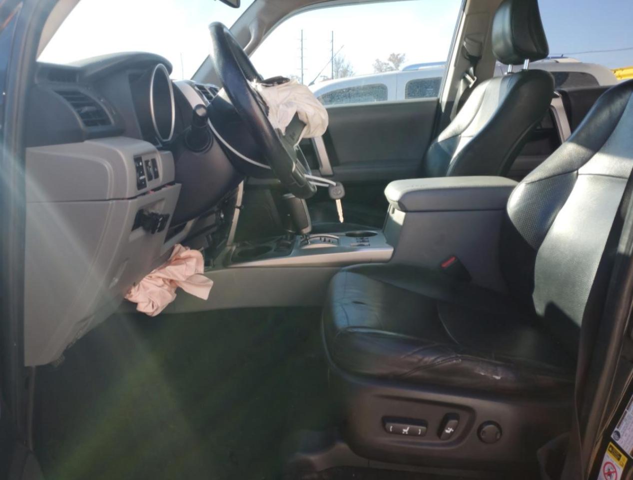 Toyota 4Runner Sr5 Image 13