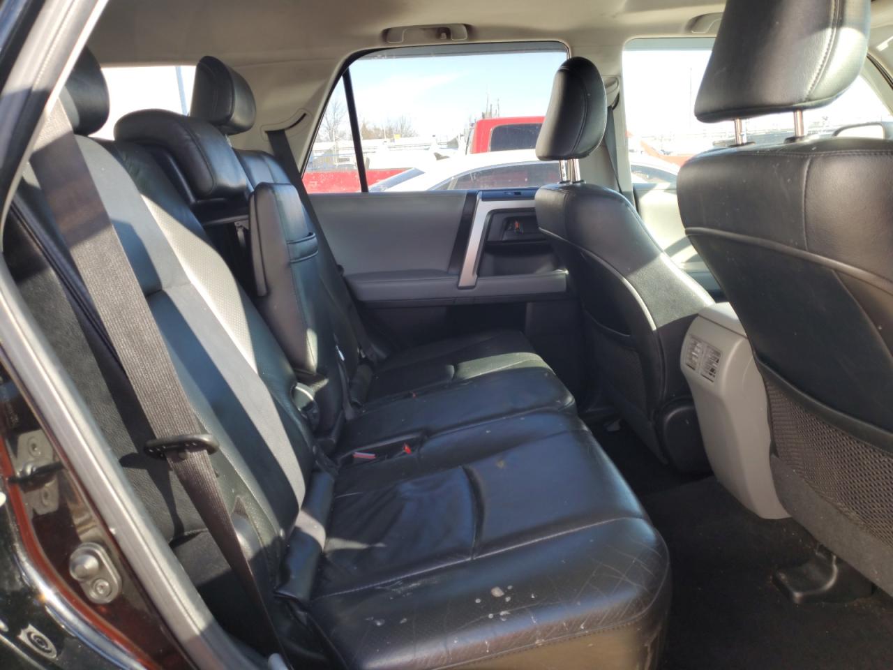 Toyota 4Runner Sr5 Image 10