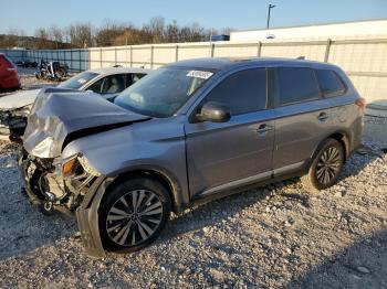  Salvage Mitsubishi Outlander