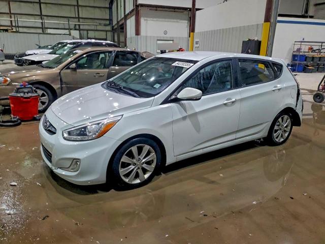  Salvage Hyundai ACCENT