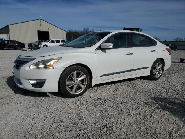  Salvage Nissan Altima