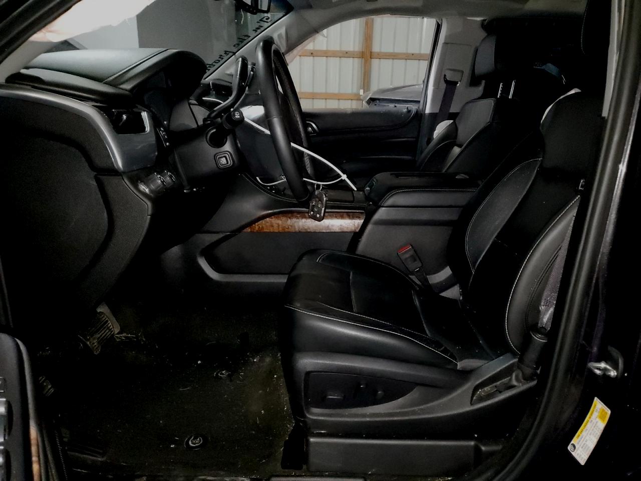 Chevrolet Suburban K1500 Premier Image 10