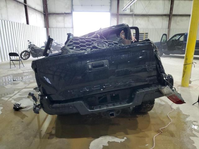 Toyota Tacoma Double Cab Image 8