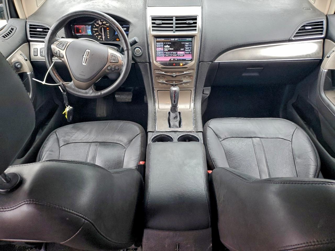 Lincoln MKX Image 13