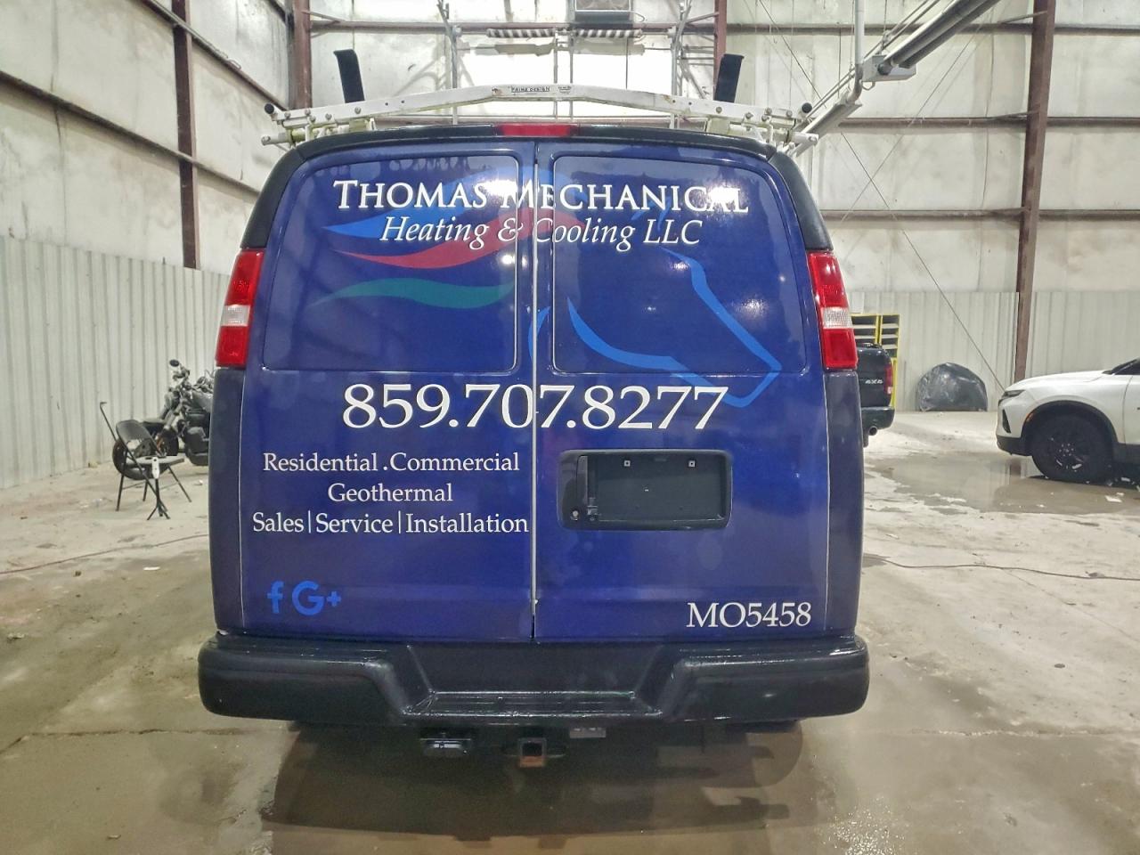 Chev Express Image 2