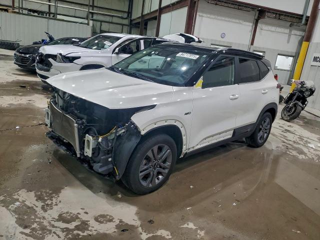  Salvage Kia Seltos