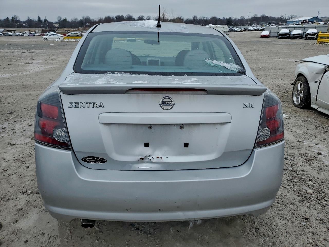 Nissan Sentra 2.0 Image 3