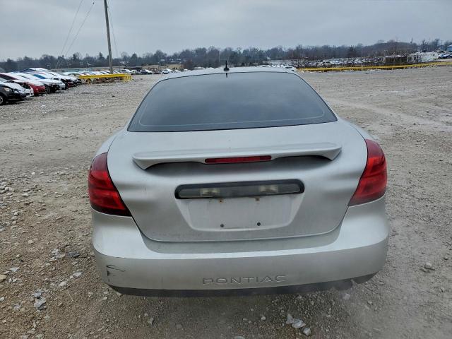 Pontiac Grandprix Image 9