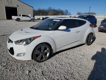  Salvage Hyundai VELOSTER