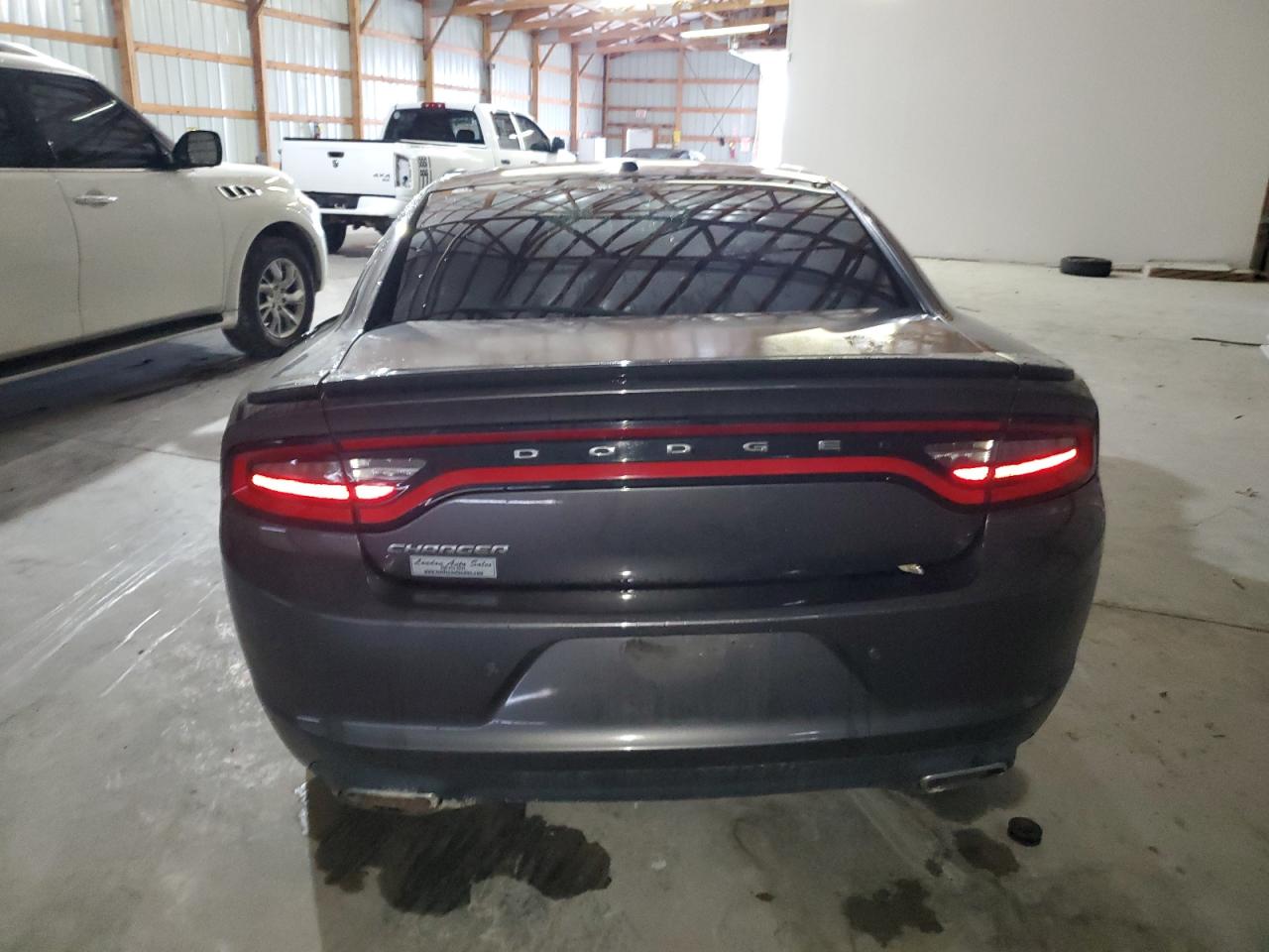 Dodge Charger Se Image 5