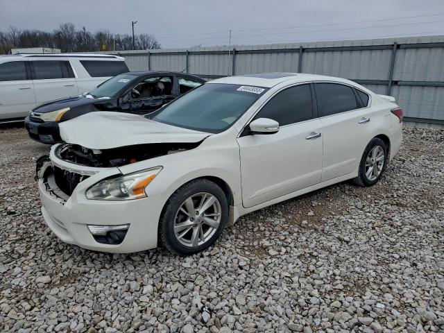  Salvage Nissan Altima