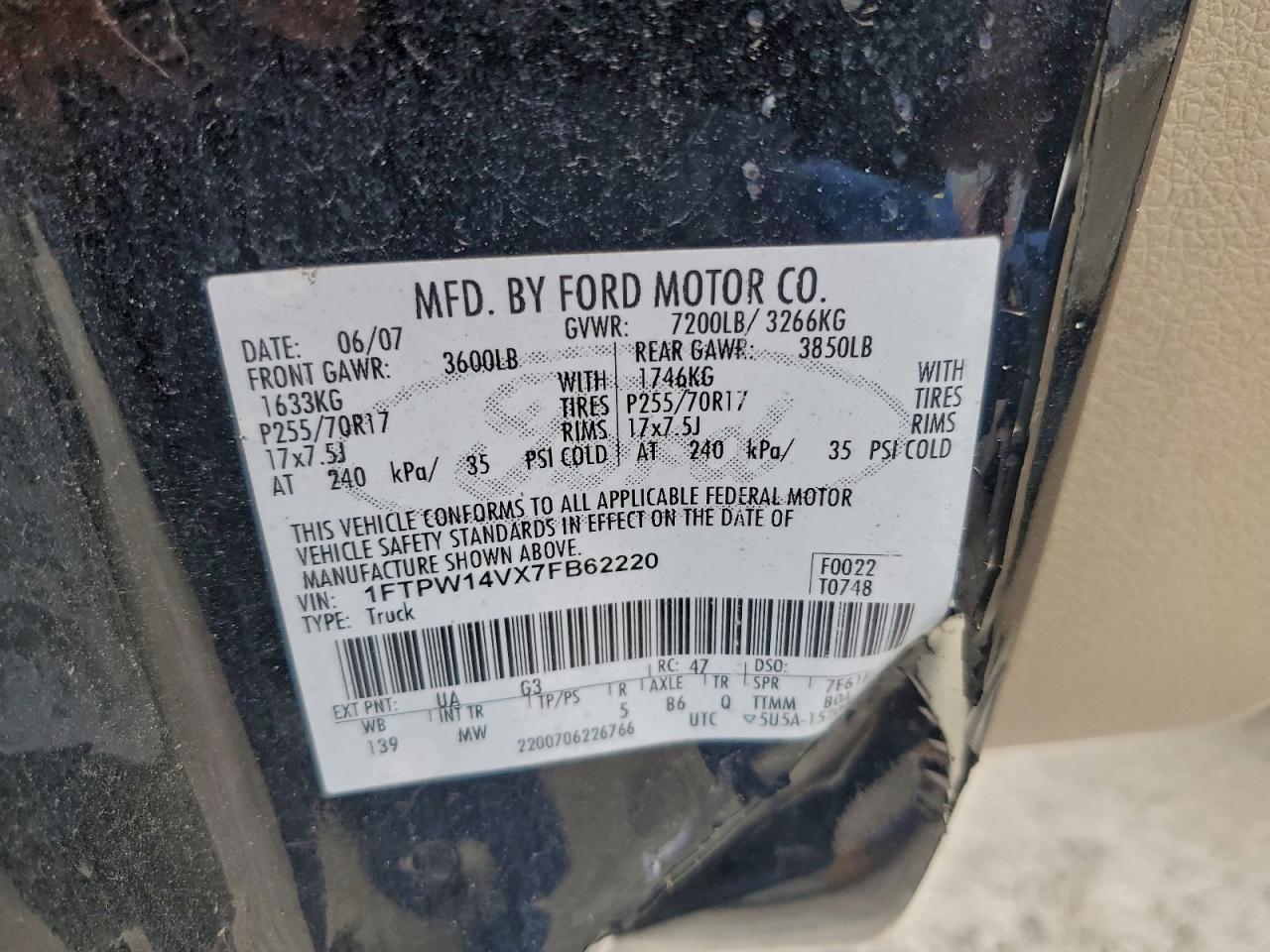 Ford F-150 Supercrew Image 3