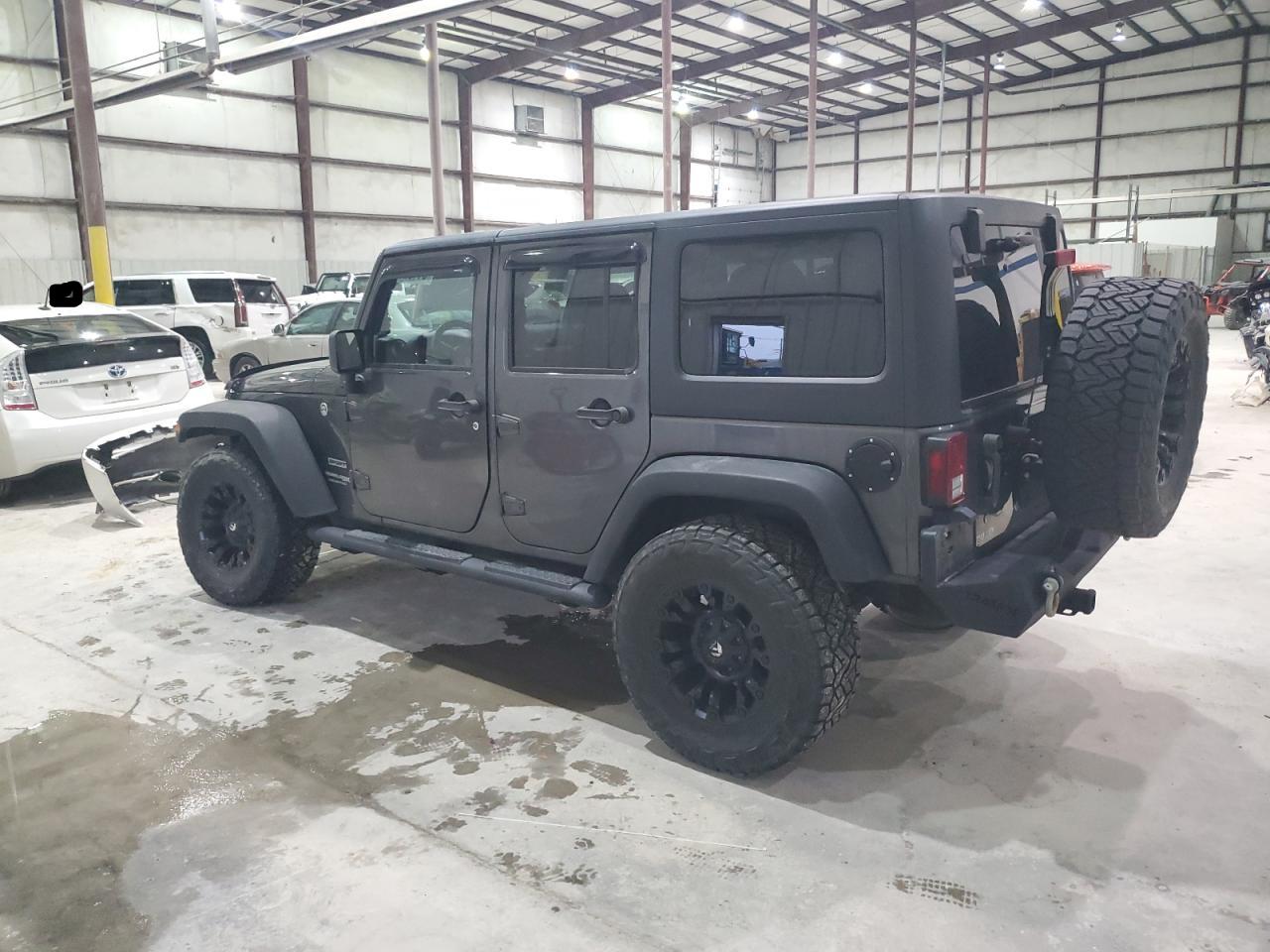Jeep Wrangler Sport Image 6