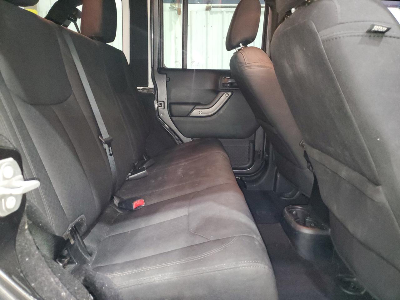 Jeep Wrangler Sport Image 9