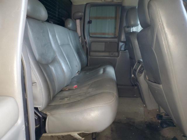 GMC Sierra K2500 Heavy Duty Image 4