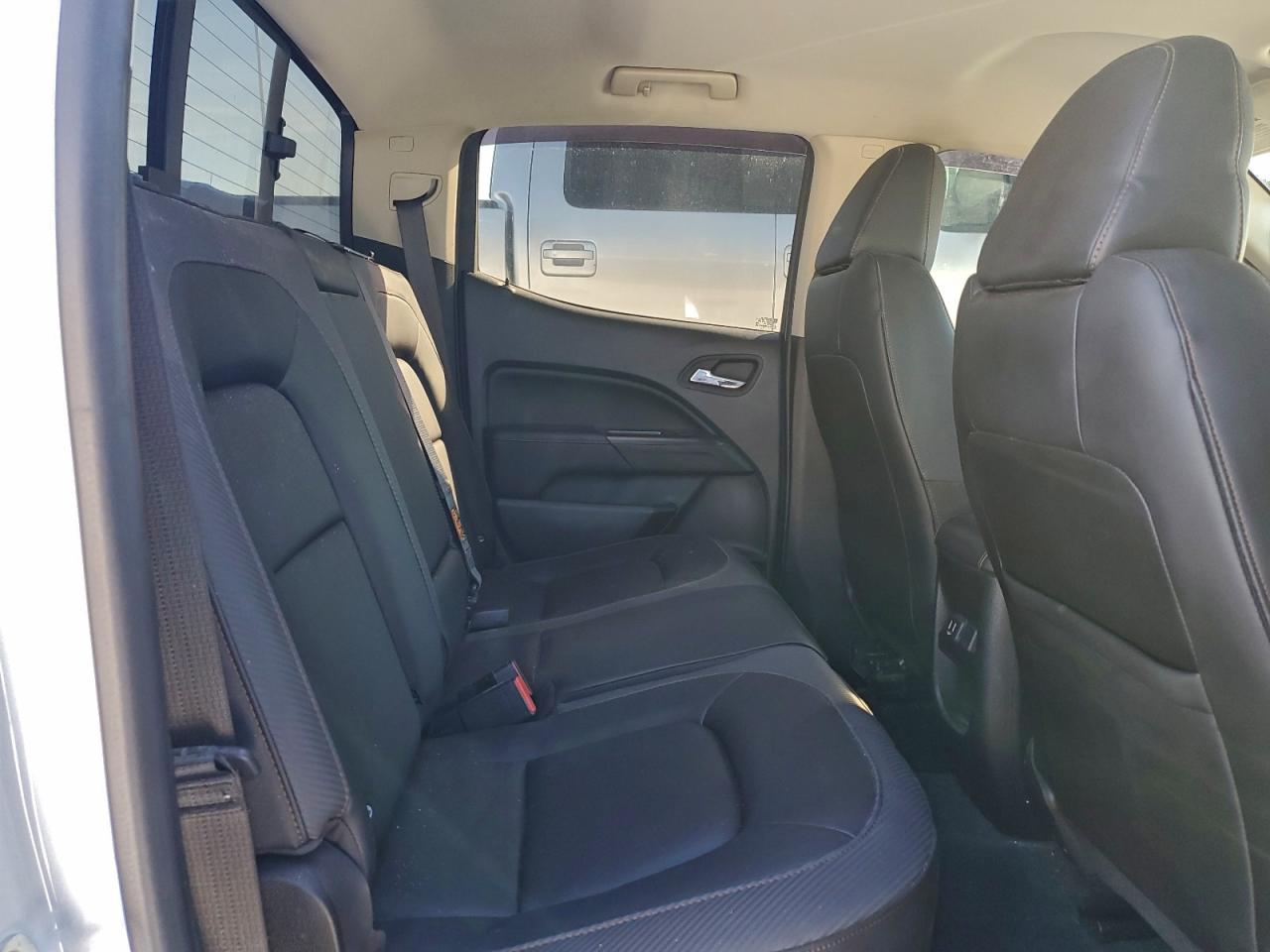 GMC Canyon At4 Image 5