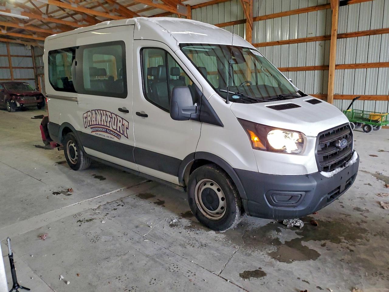 Ford Transit T-150 Image 8