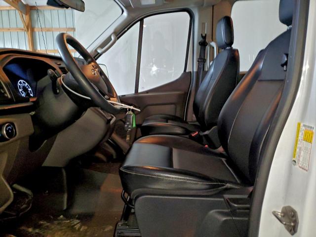 Ford Transit T-150 Image 2