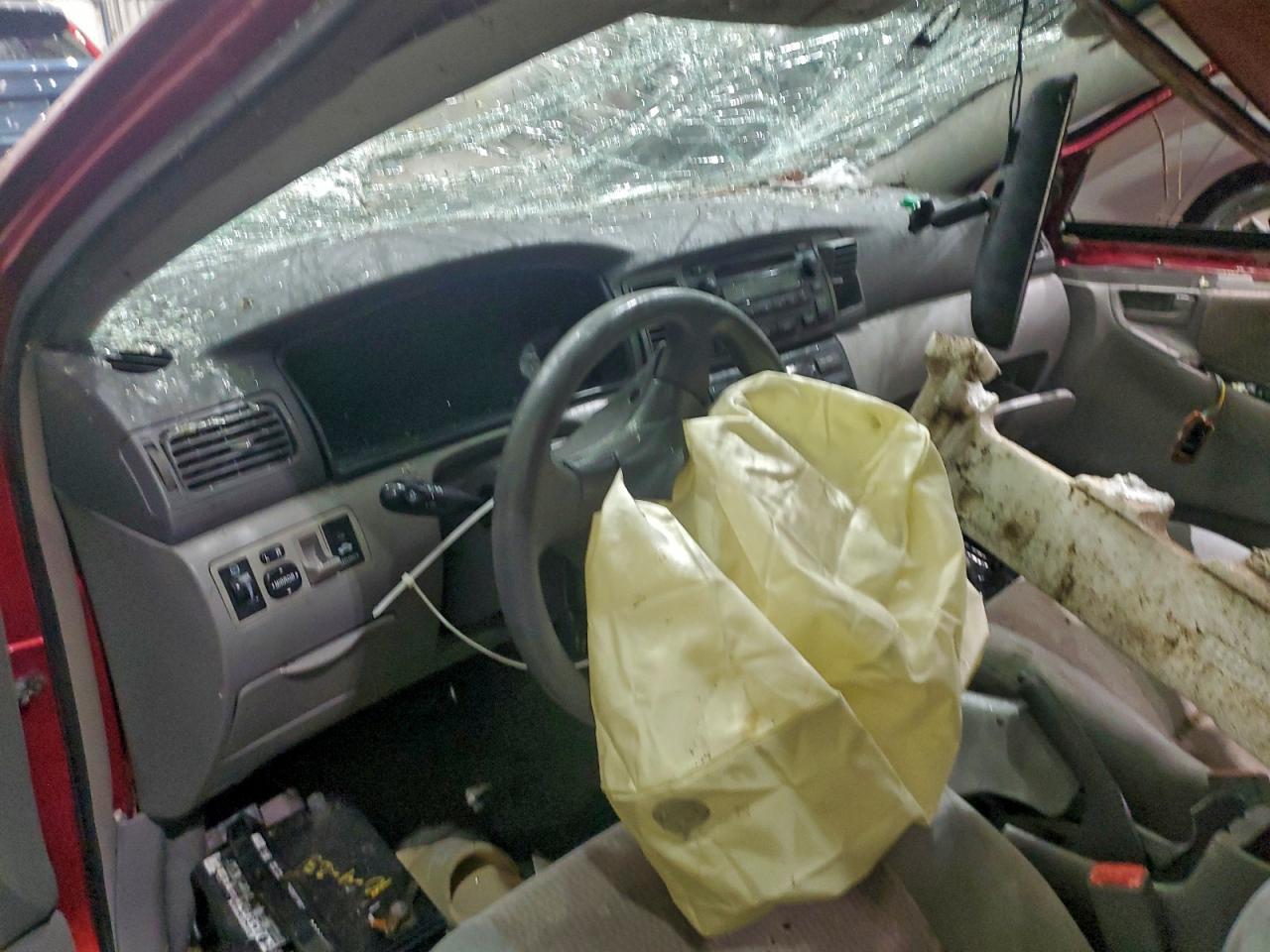 Toyota Corolla Ce Image 4