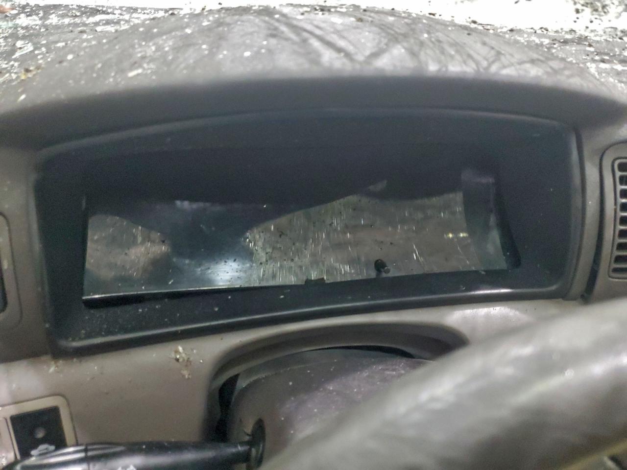 Toyota Corolla Ce Image 11