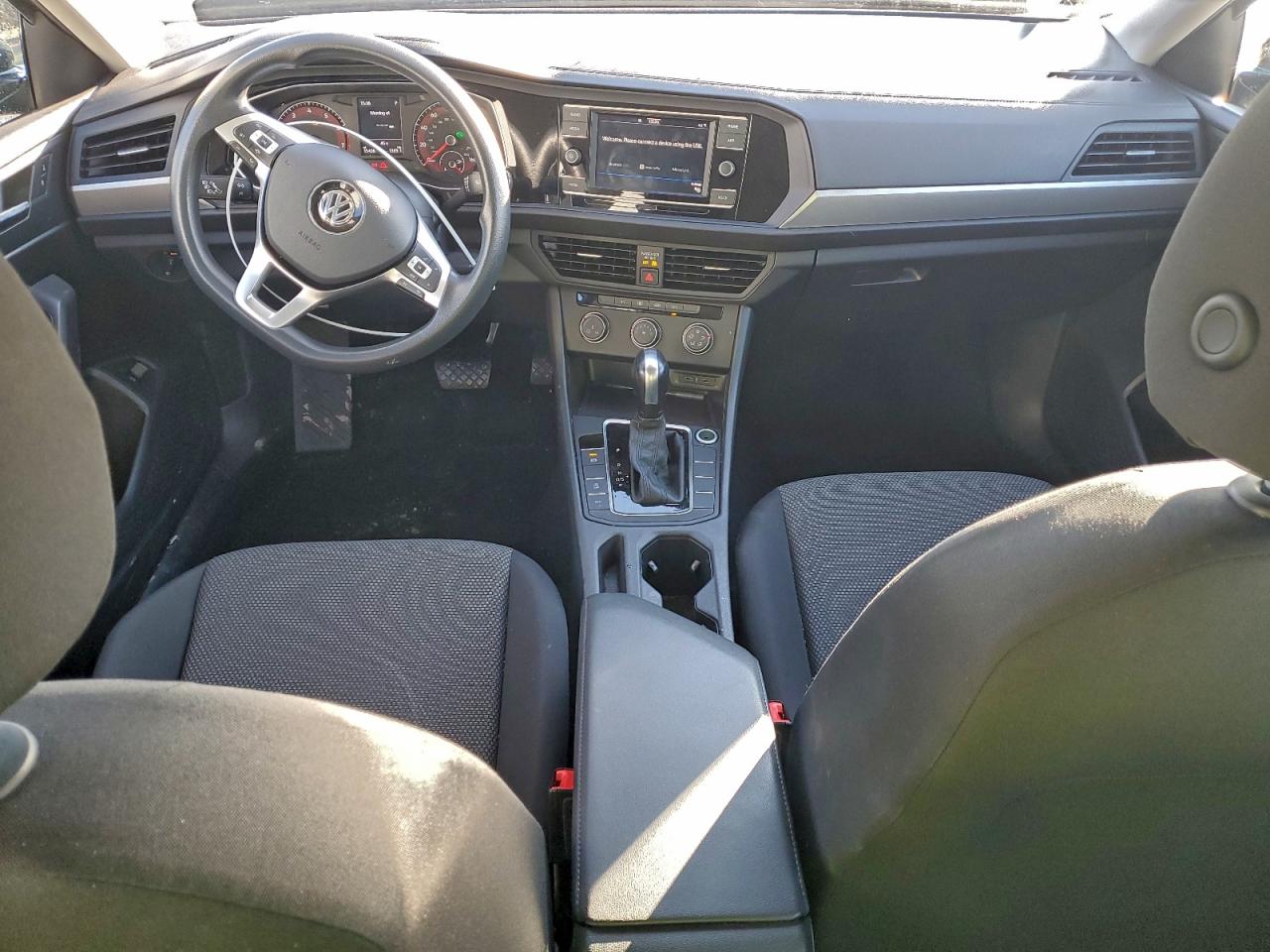 Volkswagen Jetta S Image 11