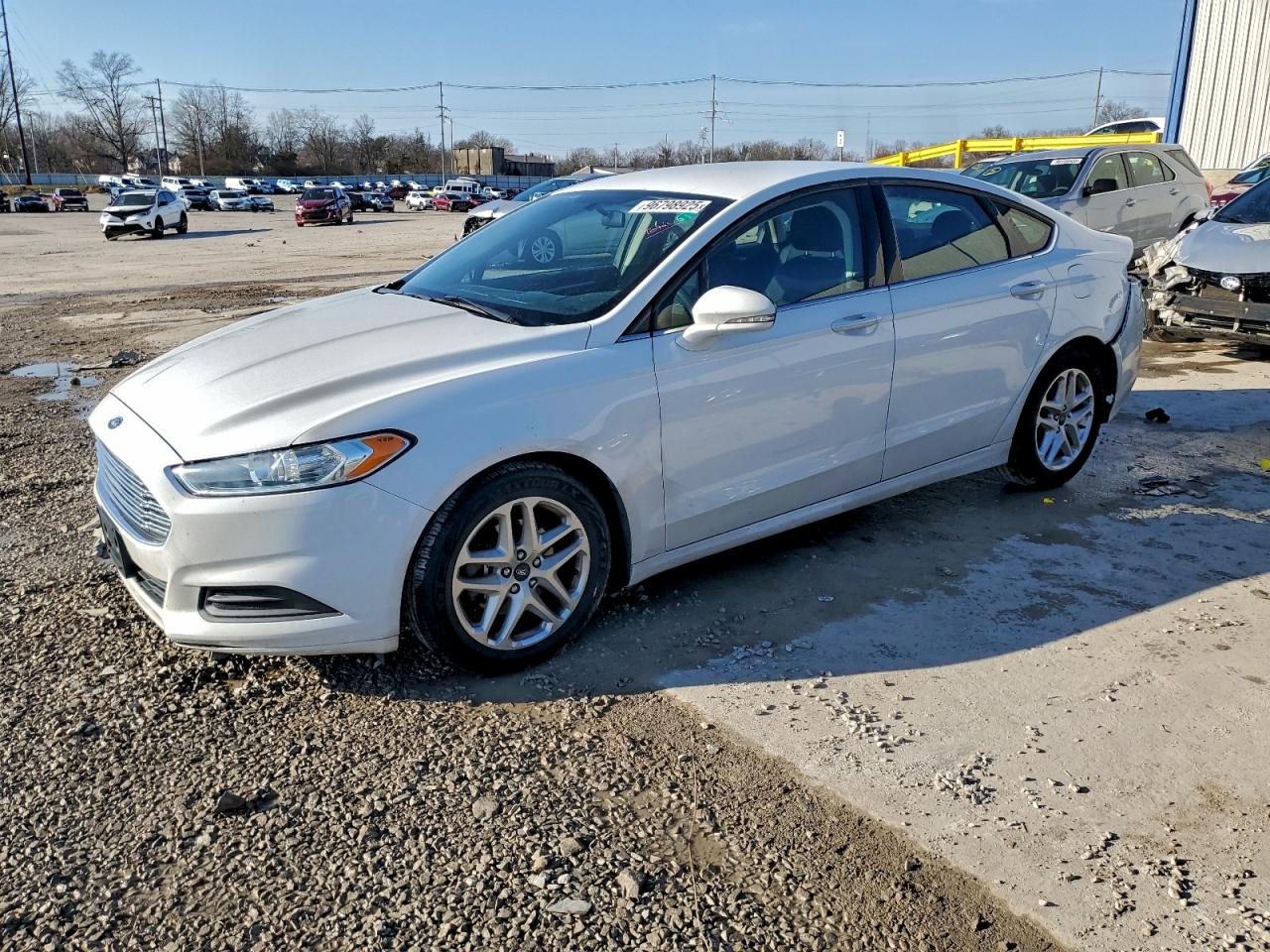 Ford Fusion Se Image 1