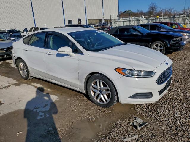Ford Fusion Se Image 5