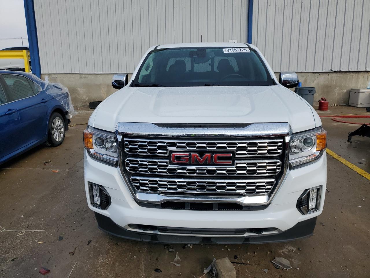 GMC Canyon Denali Image 5