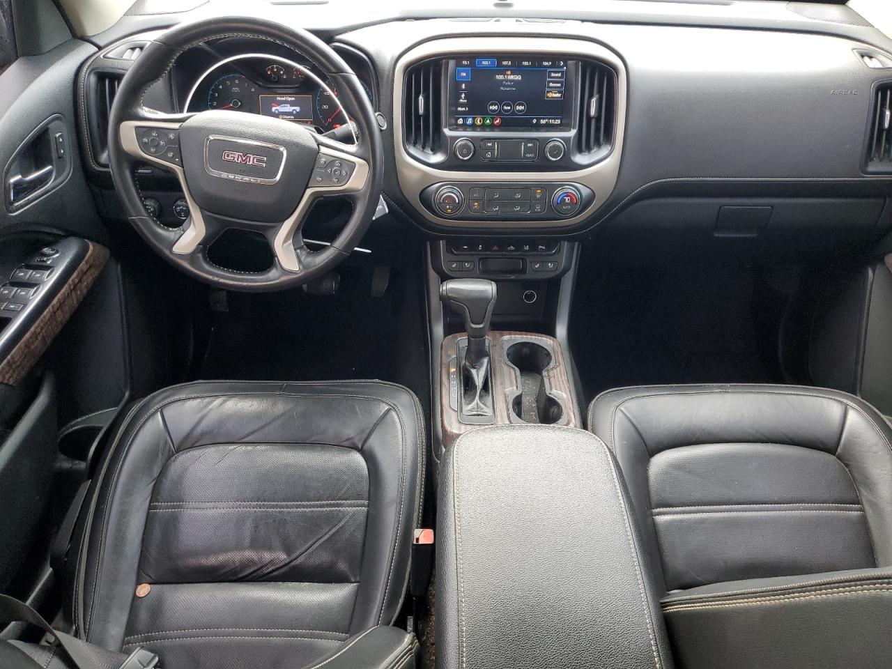 GMC Canyon Denali Image 9