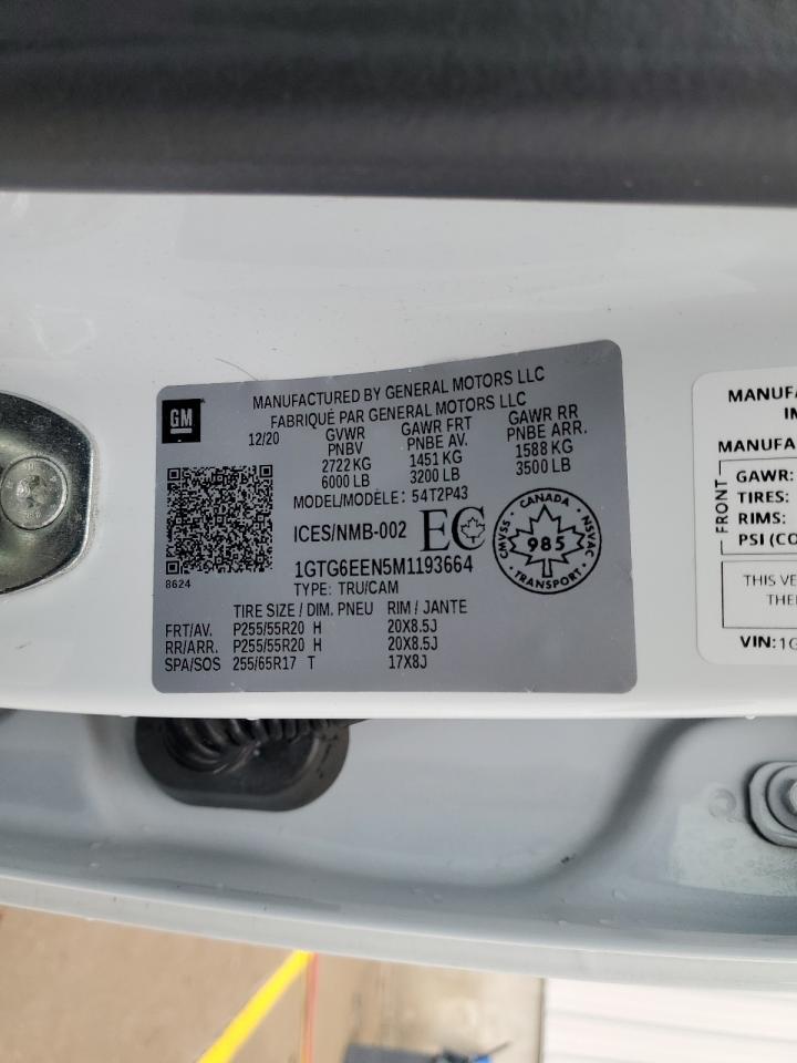 GMC Canyon Denali Image 2