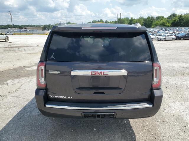 GMC Yukon Denali Image 5