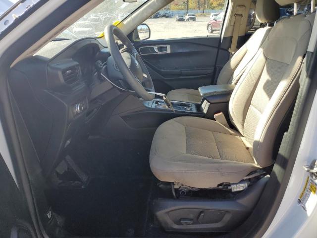 Ford Explorer Image 13