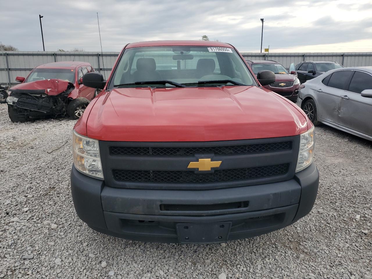 Chevrolet Silverado C1500 Image 4