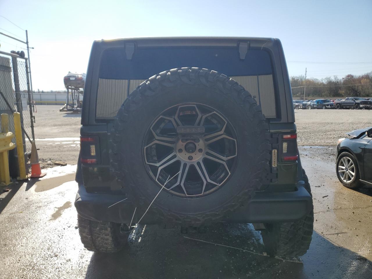 Jeep Wrangler Sport Image 12