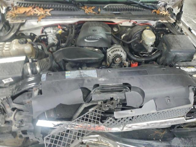 Chevrolet Silverado K1500 Image 9