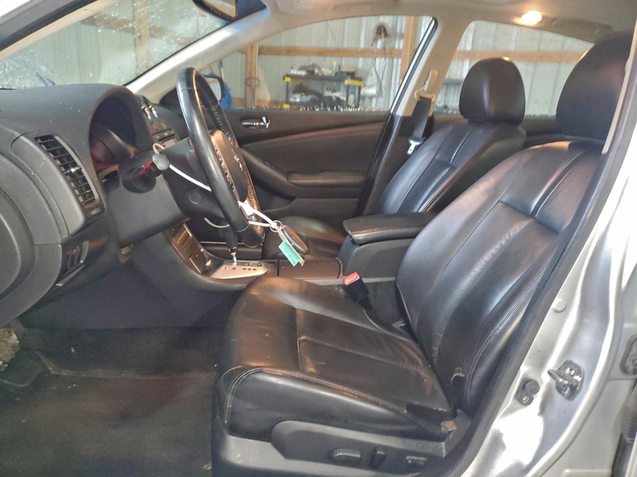 Nissan Altima 2.5 Image 7