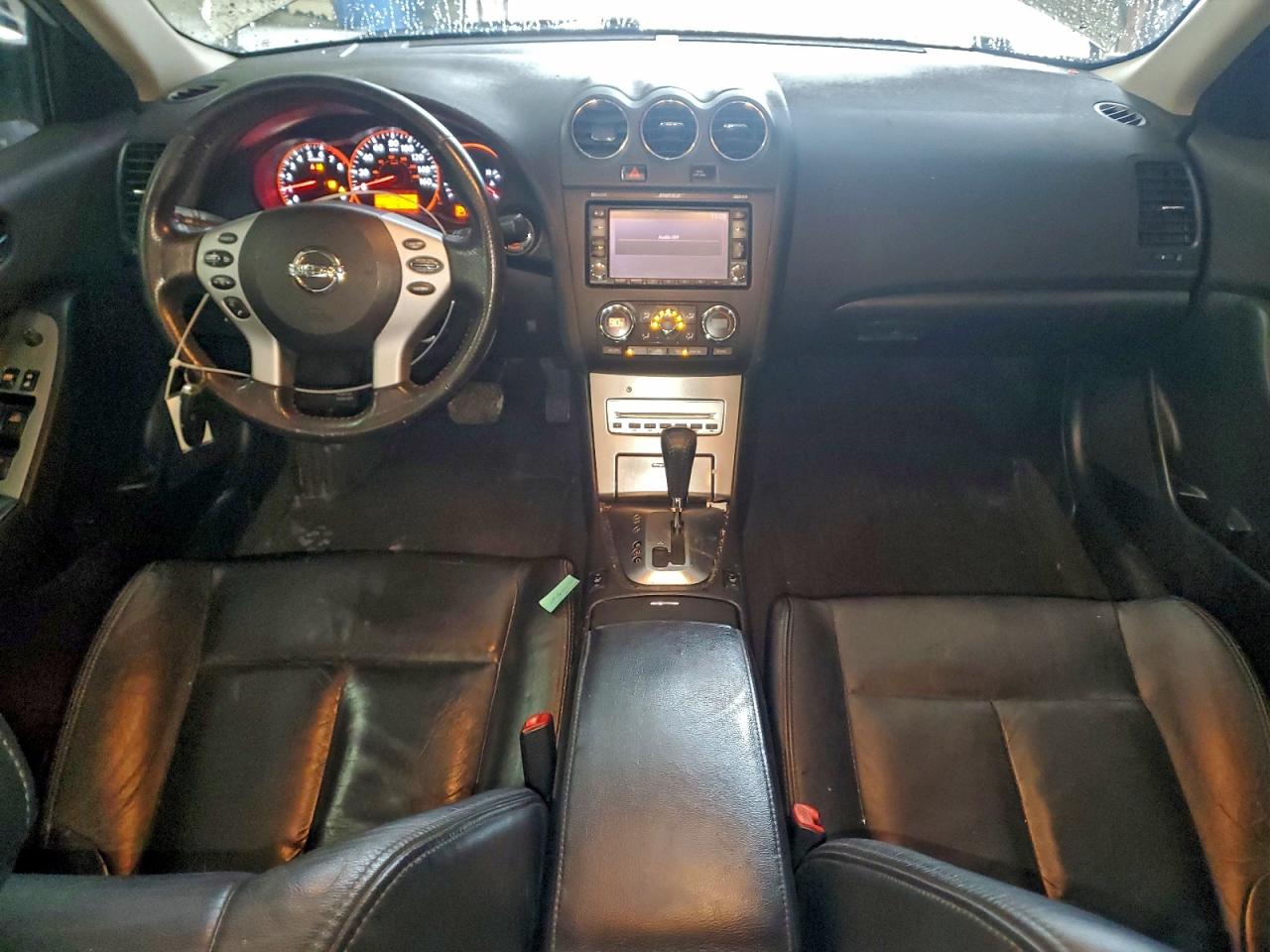Nissan Altima 2.5 Image 3
