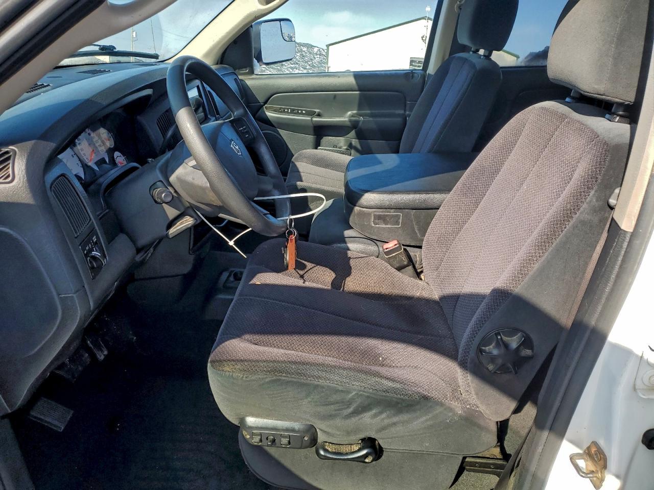 Dodge Ram 1500 St Image 5