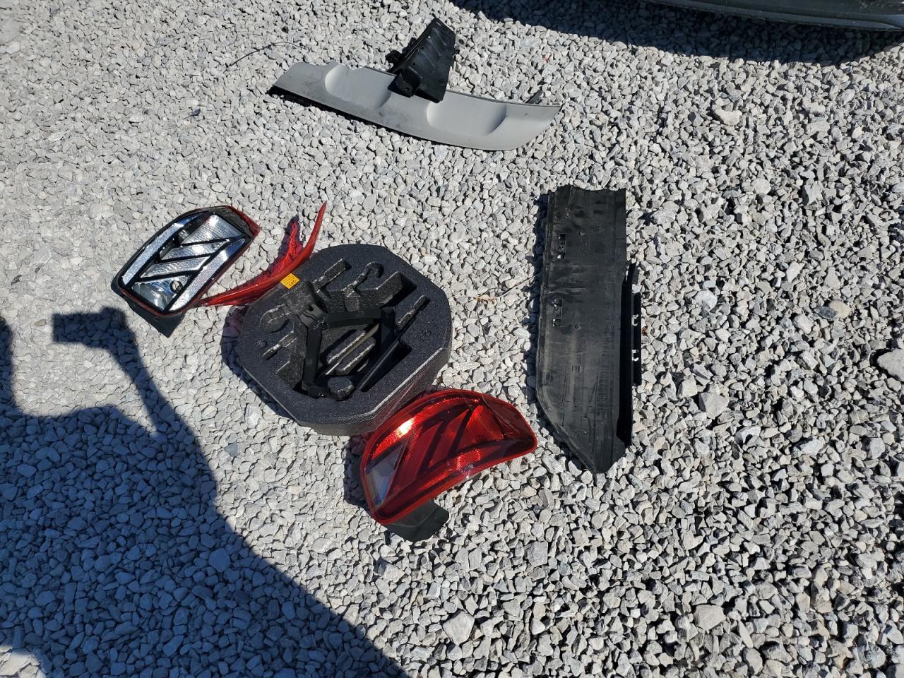 Hyundai VENUE Sel Image 2