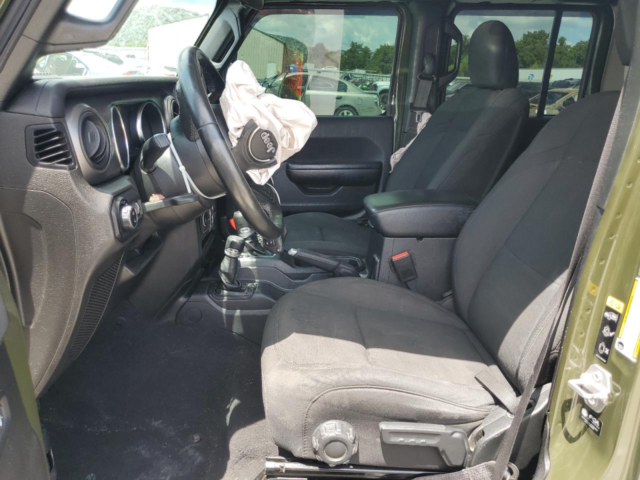 Jeep Gladiator Sport Image 7